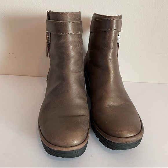 Fly London Yava Women's Wedge Boot size 38 - Picture 3 of 8
